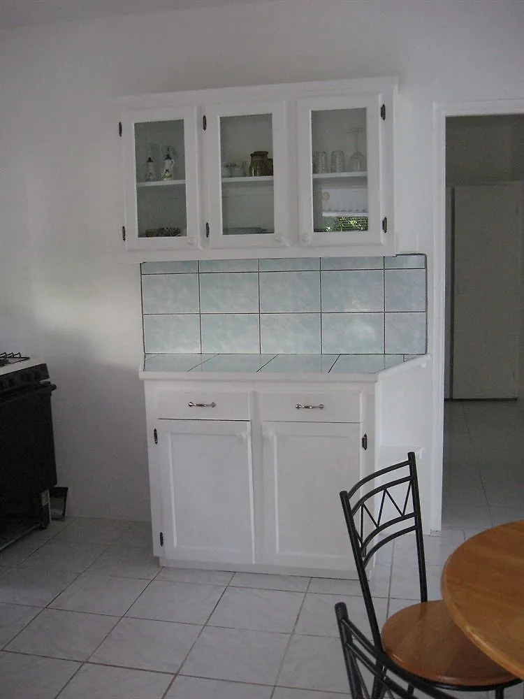 Apartment Espoir Κάστρις 3*,  Αγία Λουκία